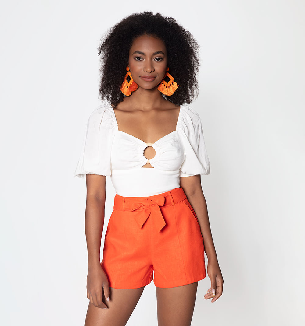 Blusa con aro redondo en escote