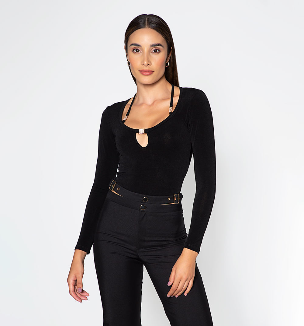 Blusa manga larga escote con herraje