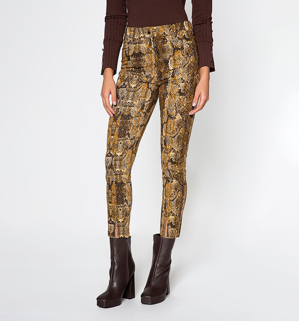 Pantalon skinny con abertura en bota
