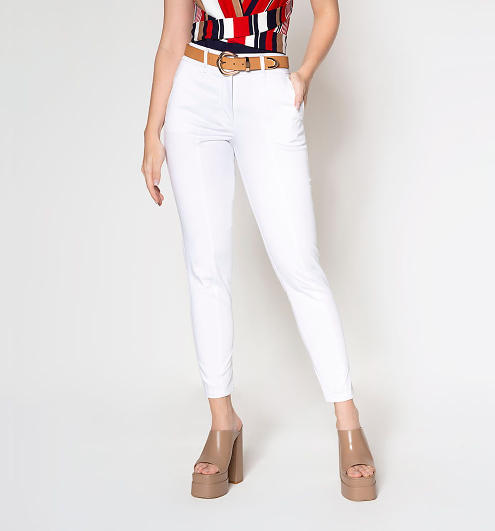 Pantalon chino con correa