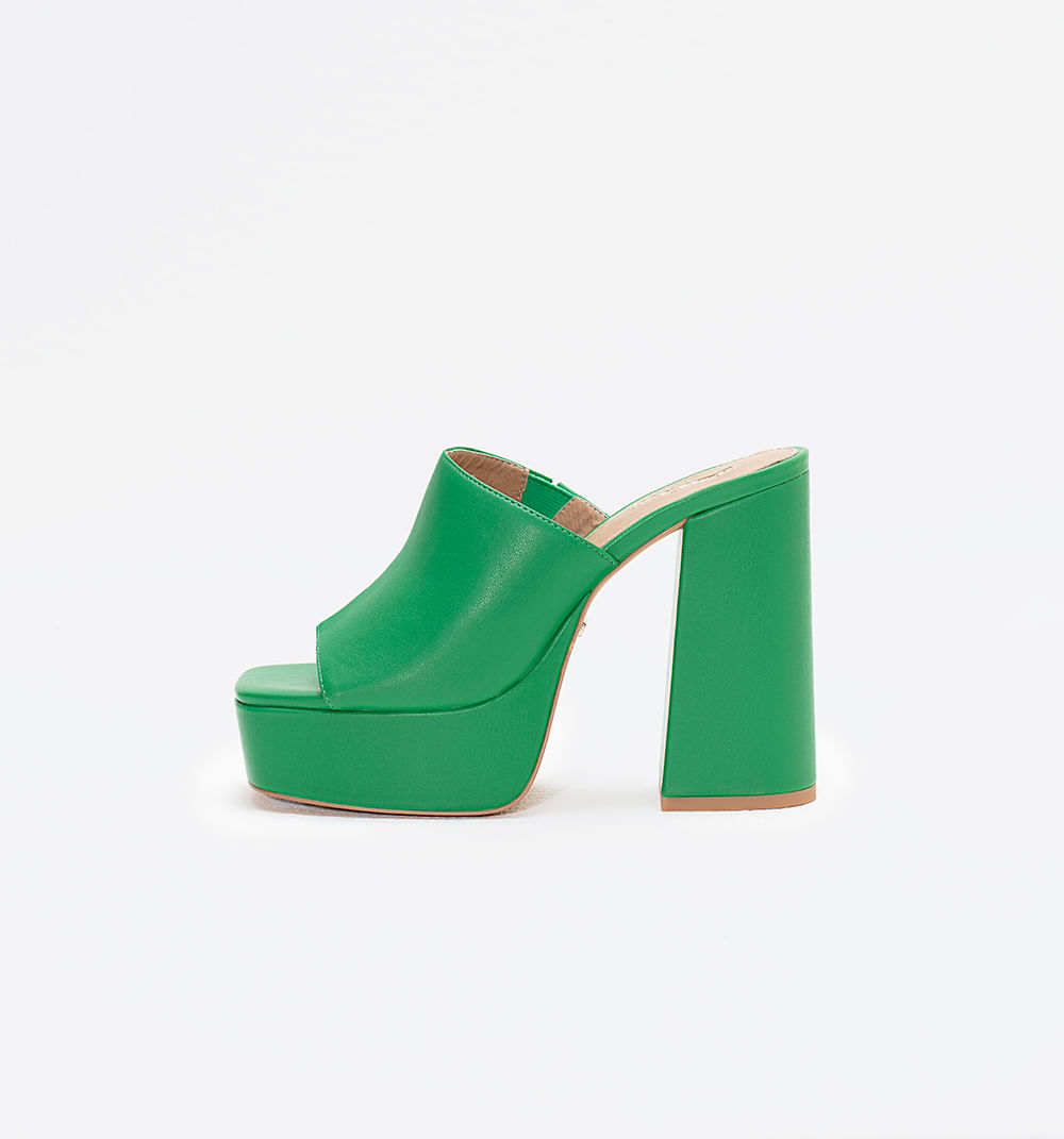 Zapato zueco con punta cuadrada platafor