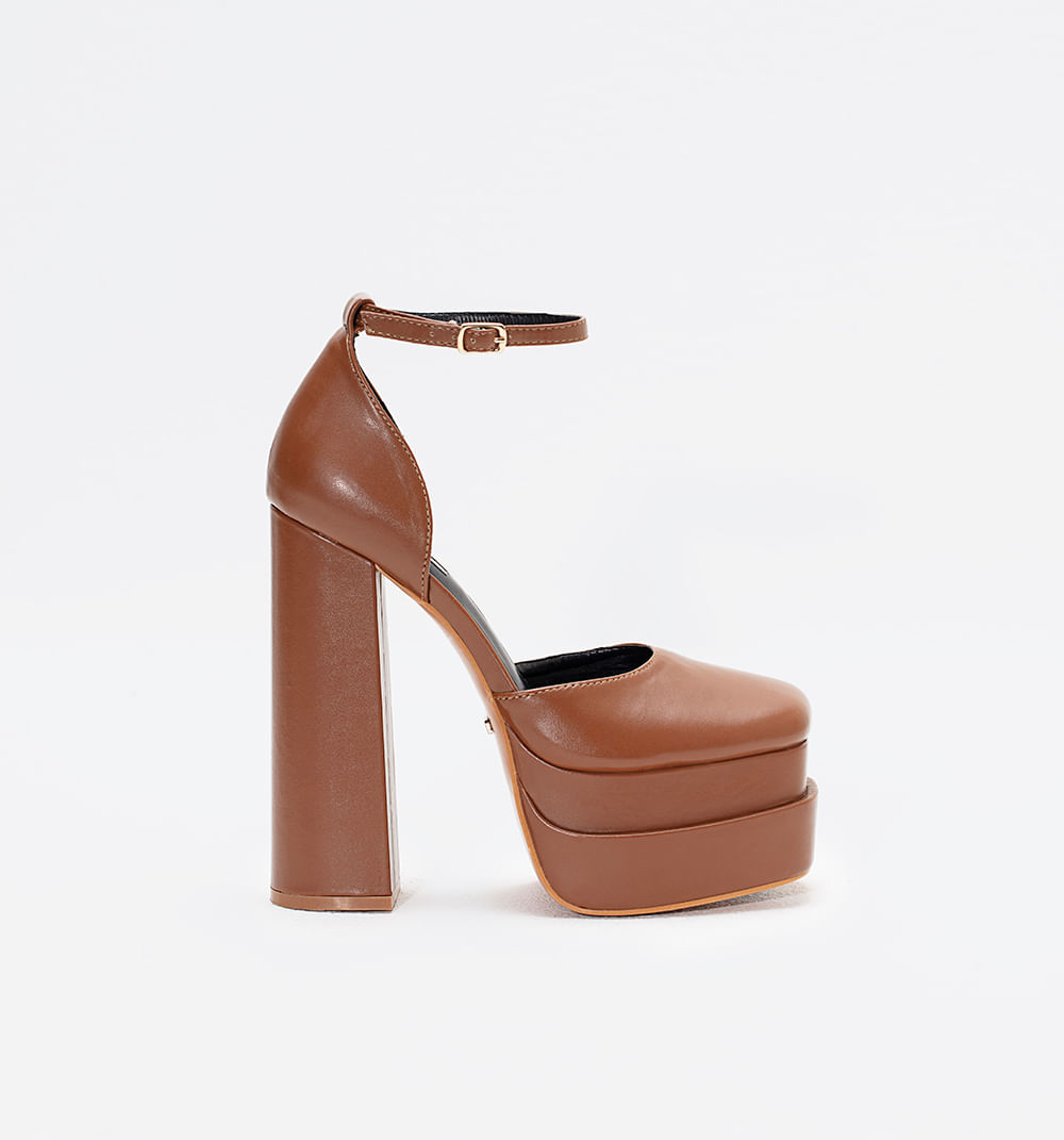 Zapato cerrado con doble plataforma