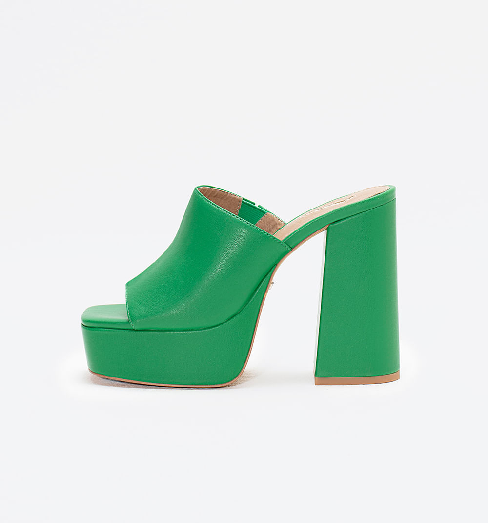 Zapato zueco con punta cuadrada platafor