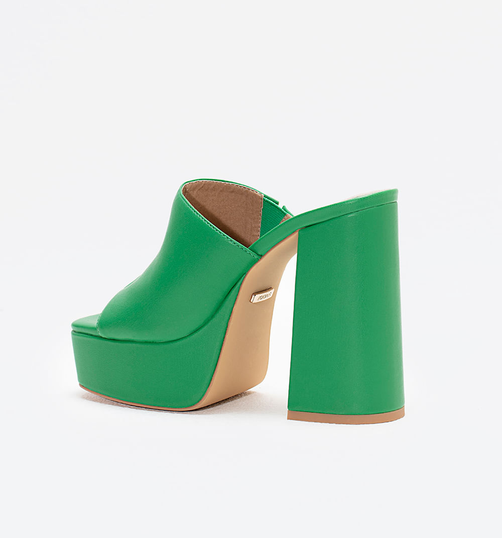 Zapato zueco con punta cuadrada platafor