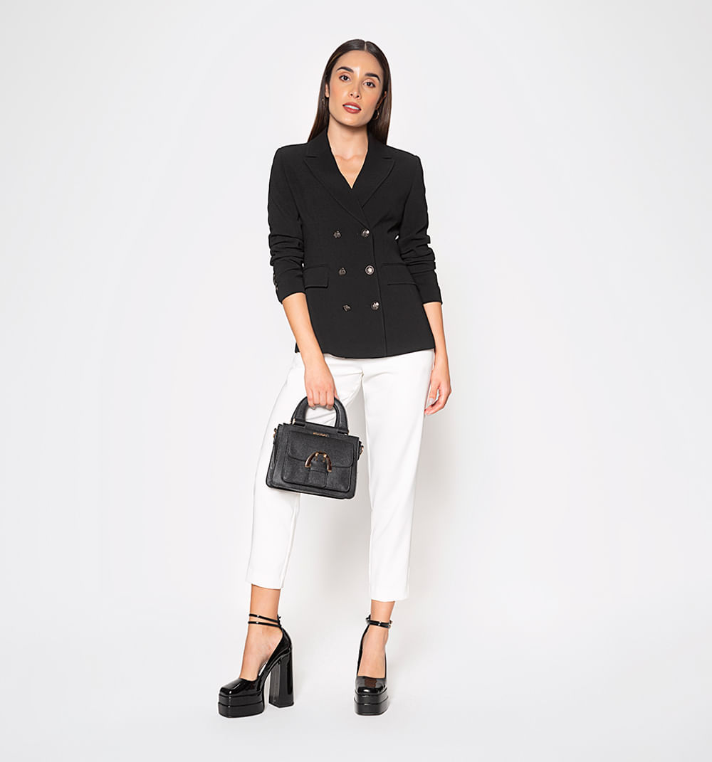 Blazer unico color con seis botones dela