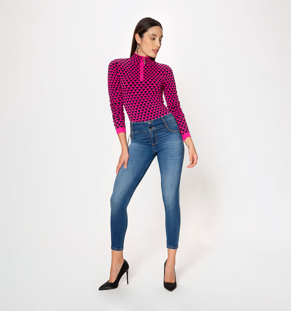 Jeans ultra slim,tiro alto pretina ancha