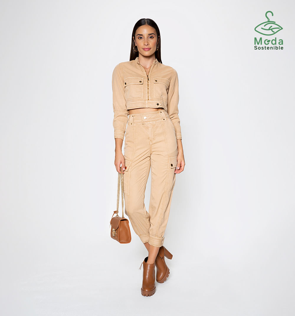 Jean baggy utilitario proceso sostenible