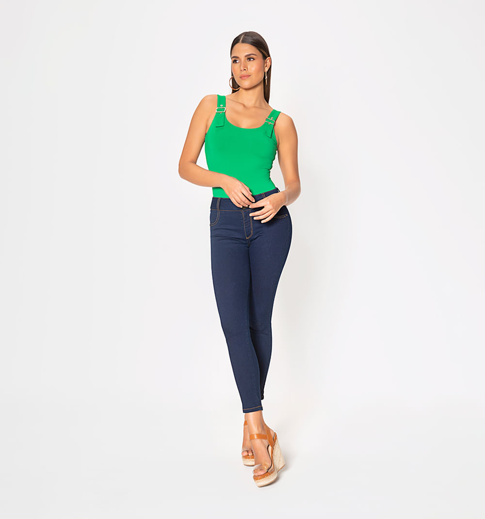 Jean skinny levanta cola,tiro alto, pretina dos botones, salma, proceso oscuro.