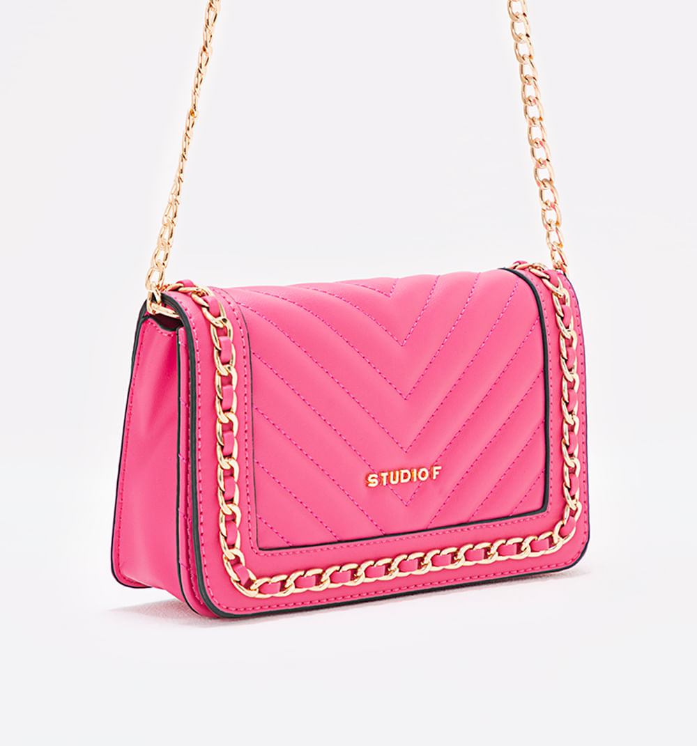 Bolso manos libre acolchado con detalle