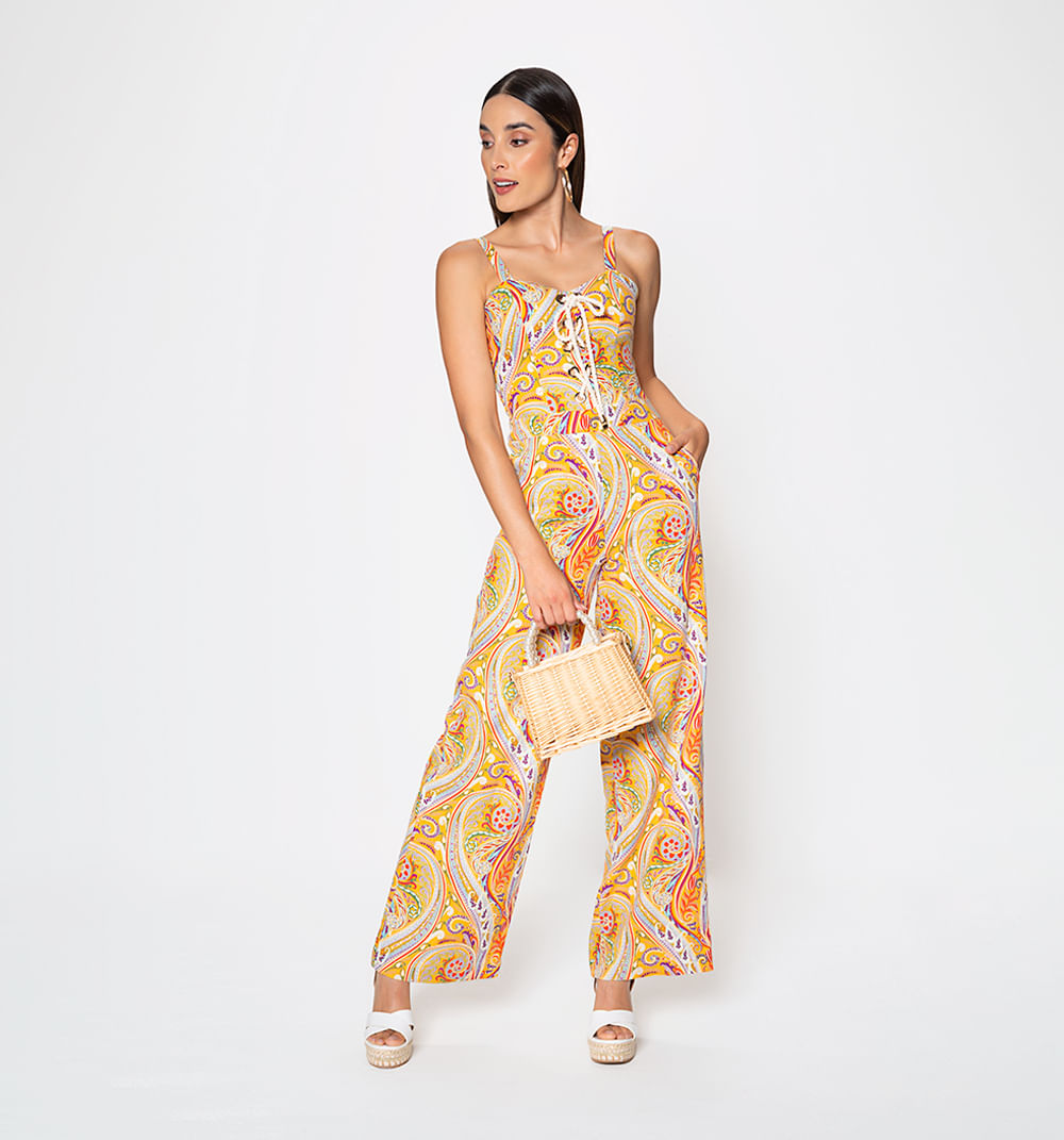 Enterizo palazo con ojaletes