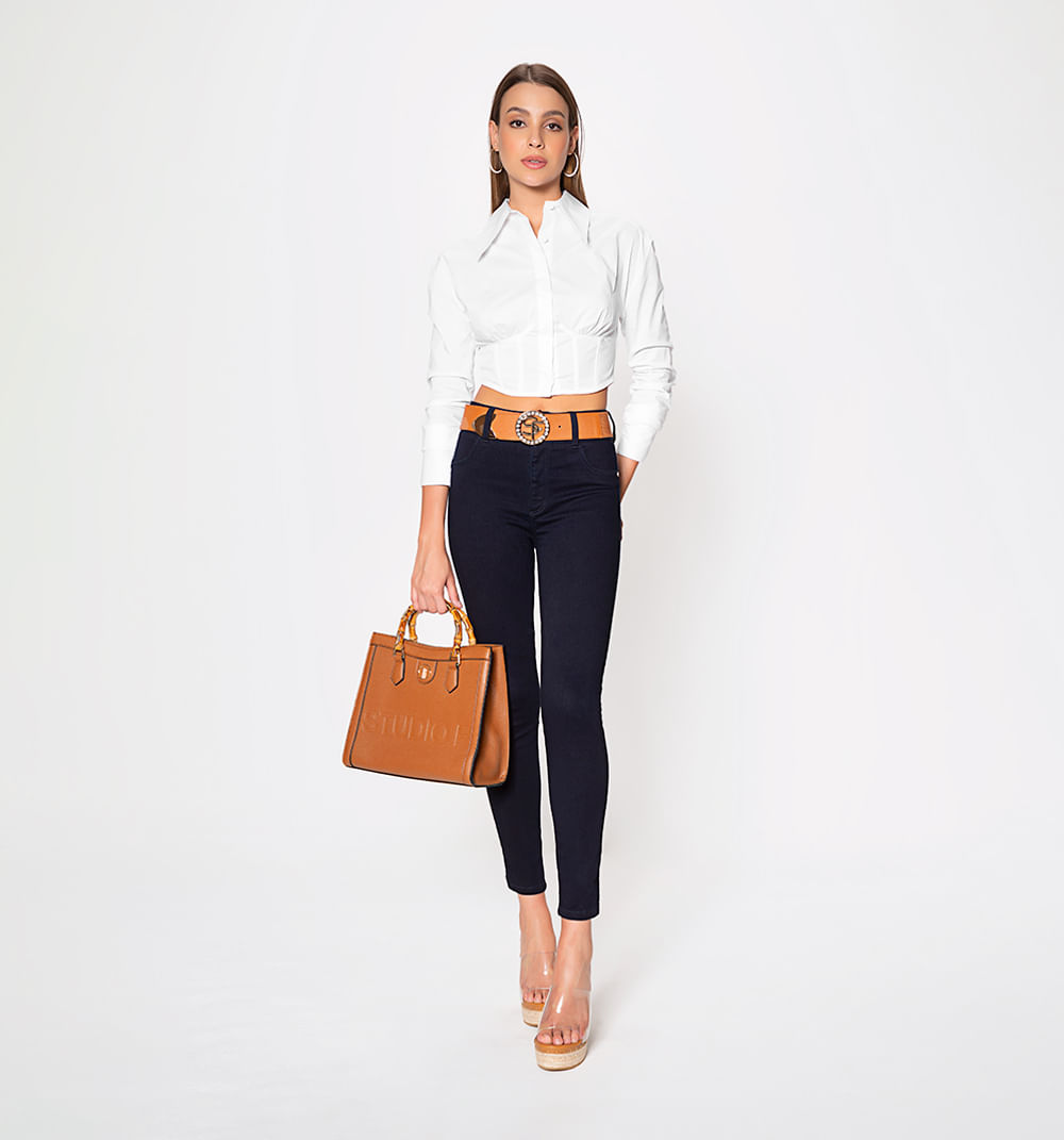 Blusa corta, manga larga  puño ancho