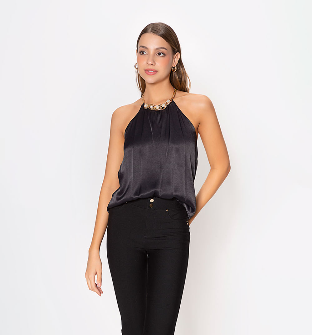 Blusa halter con insumo