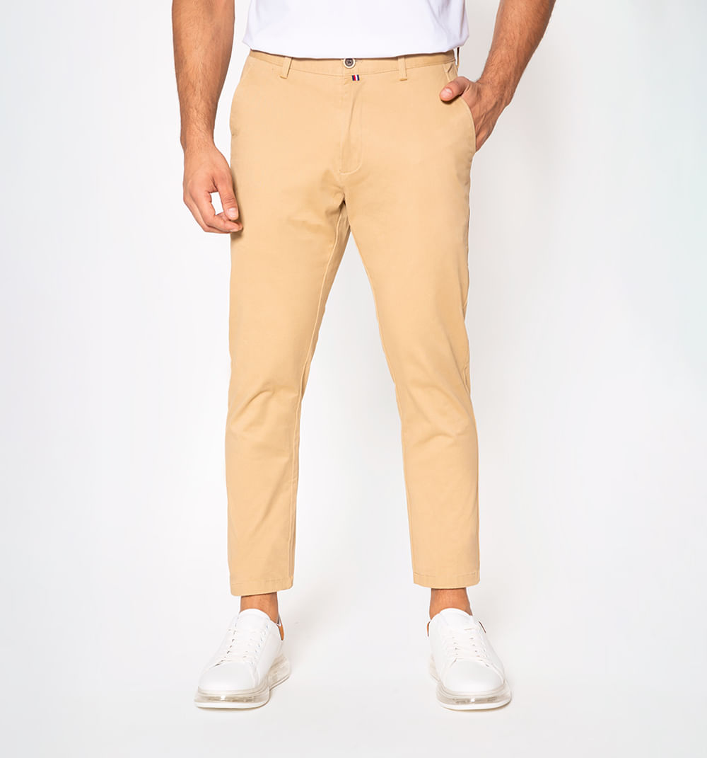 Pantalón tipo chino slim fit