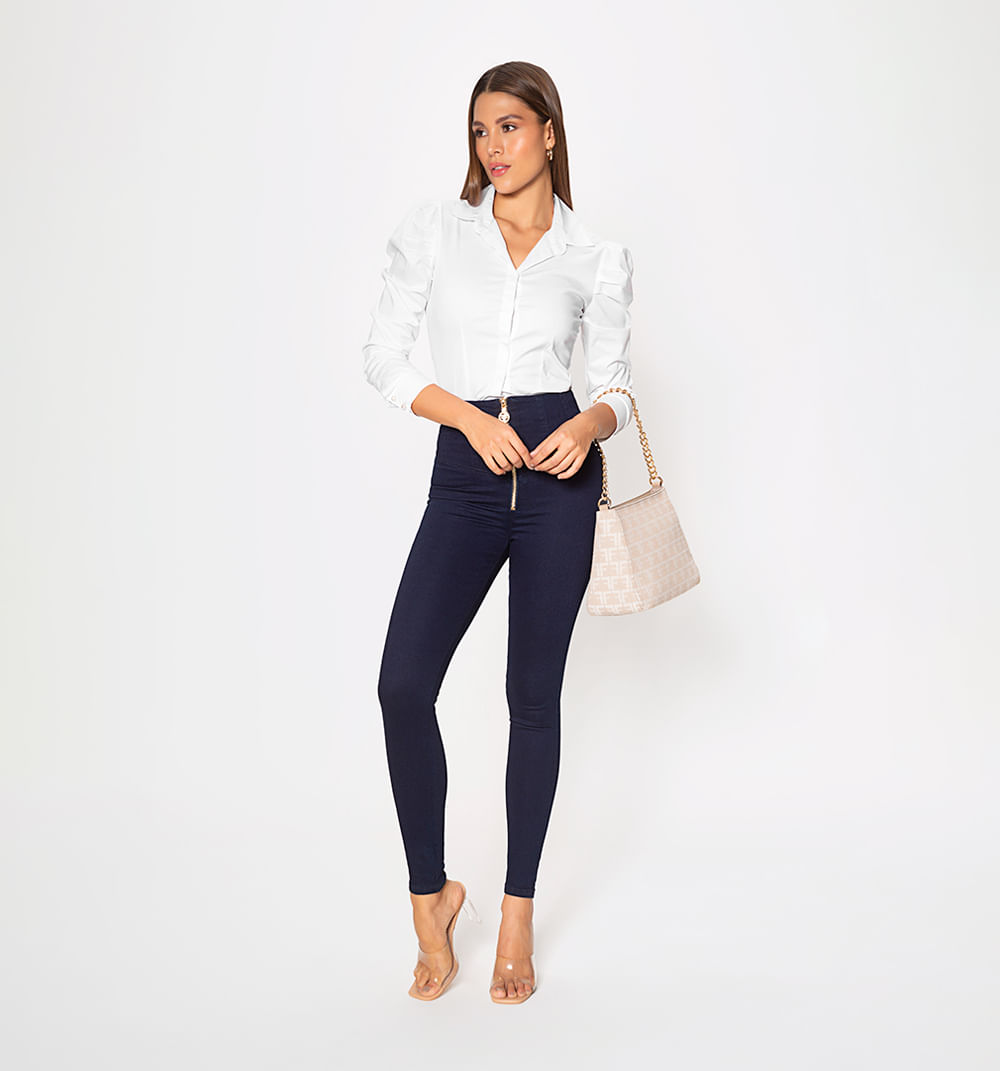 Jeggins,tiro super alto, cierre en delan