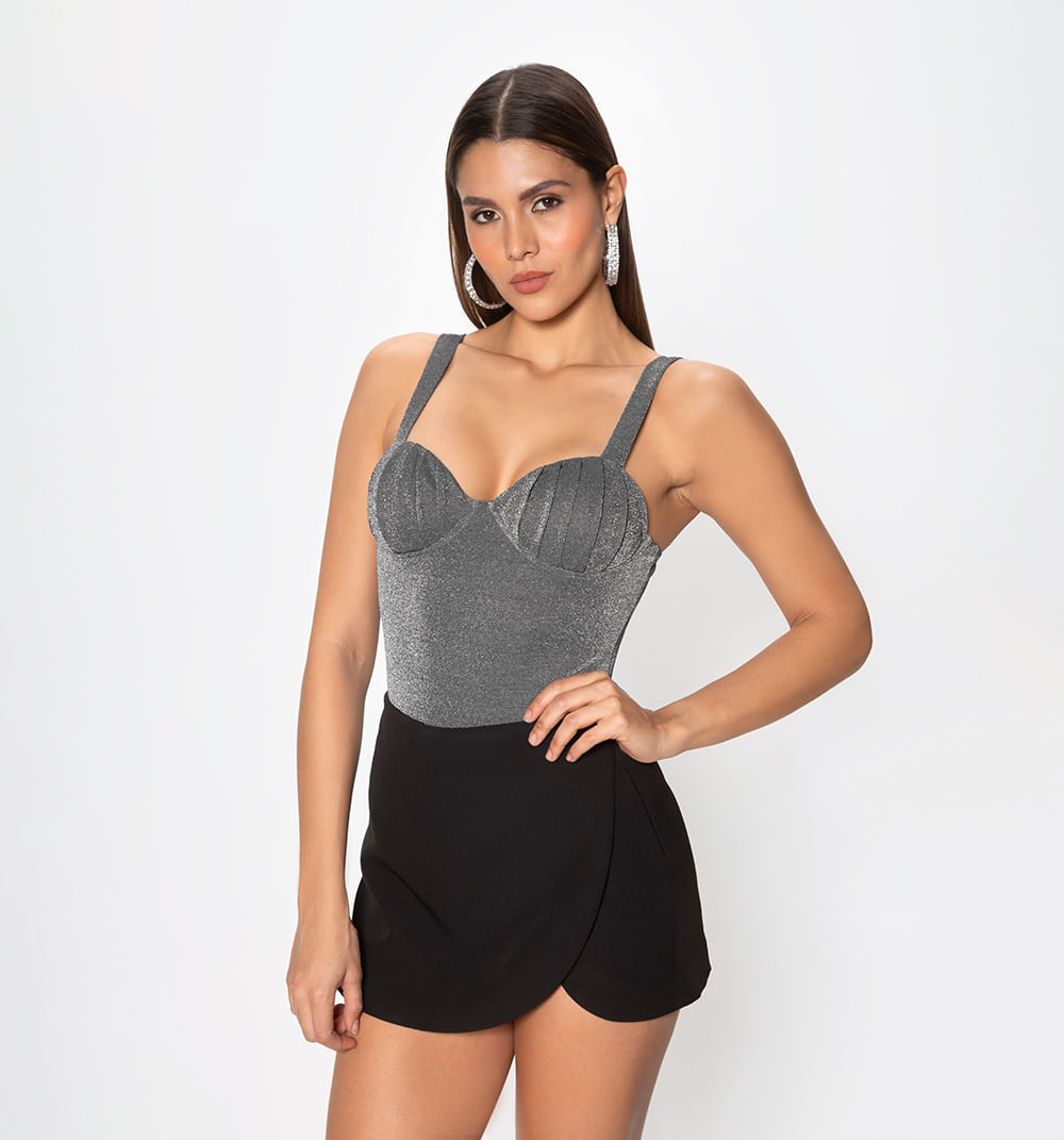 Body con copas tipo sirena