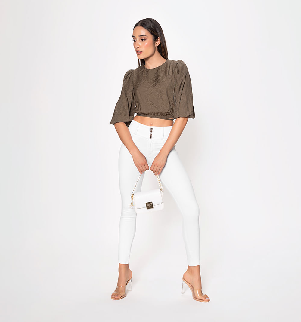 Jean ultraslim, tiro alto, levanta cola