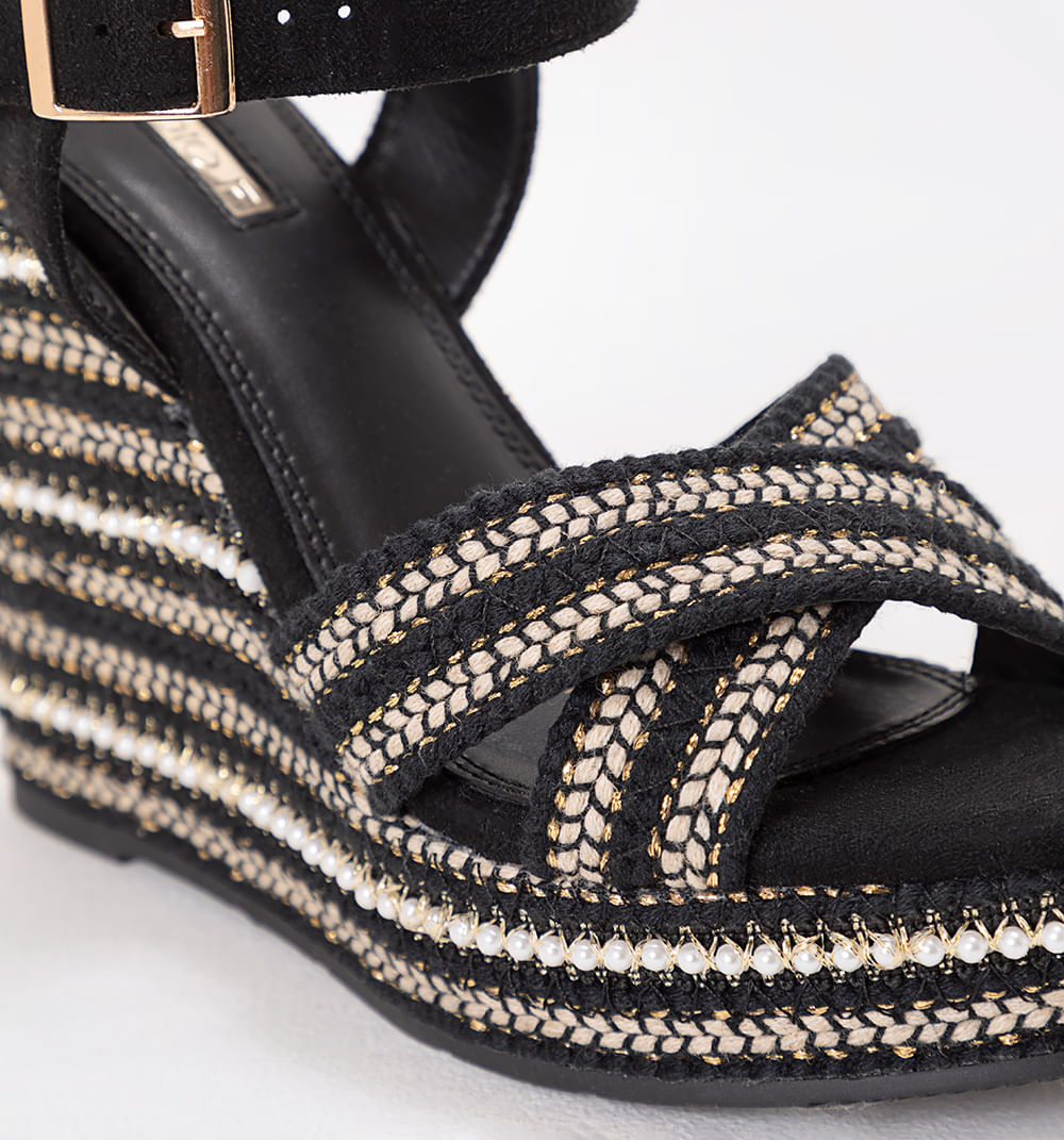 Sandalia plataforma capellada  trenzada