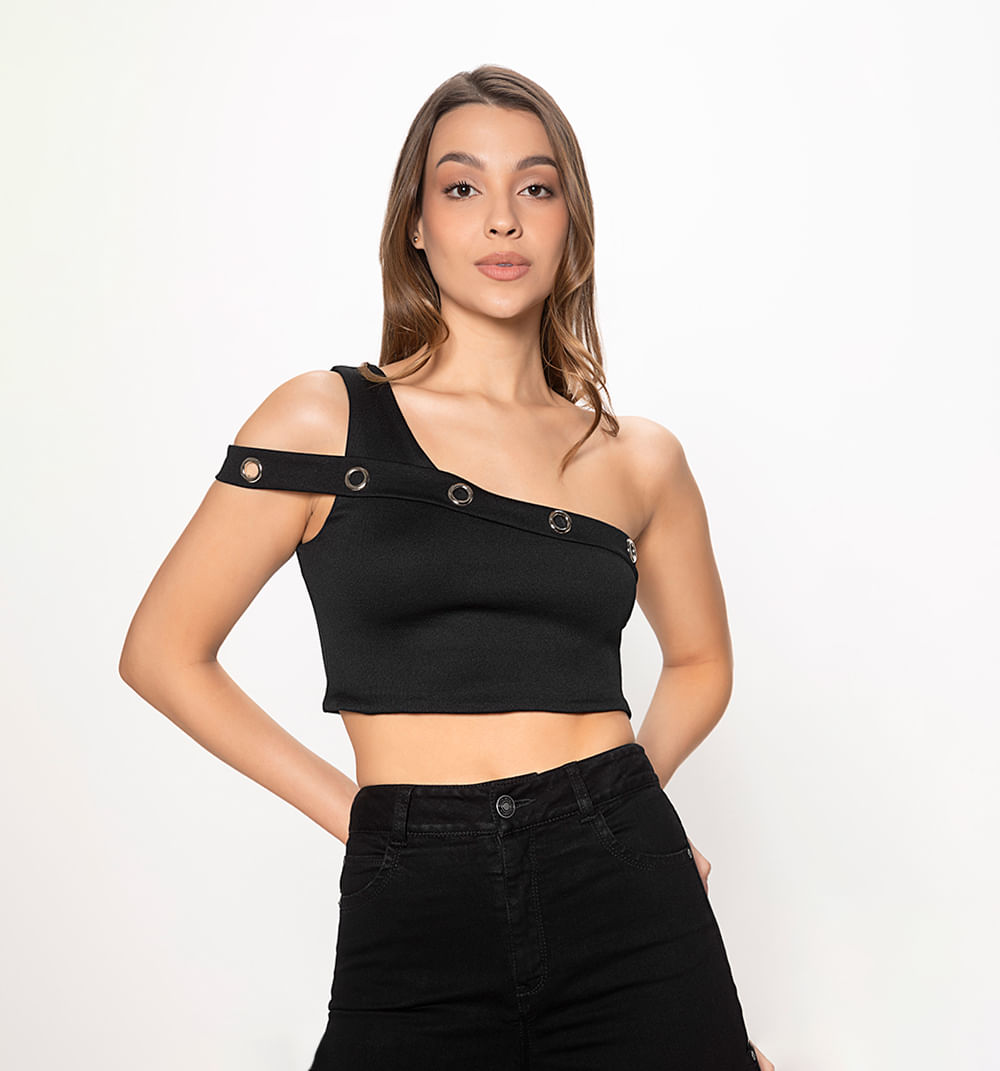 Blusa hombro descubierto con ojaletes