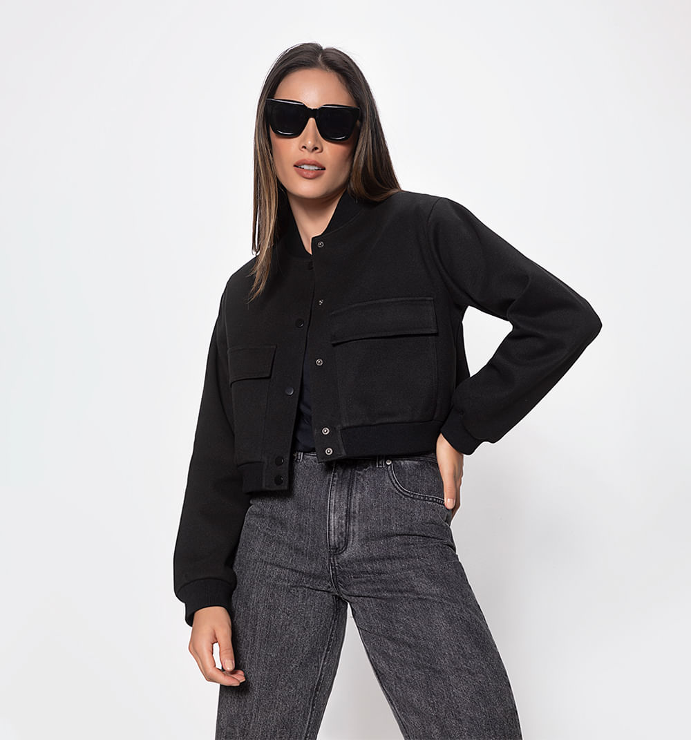 Bomber con bolsillos frontales