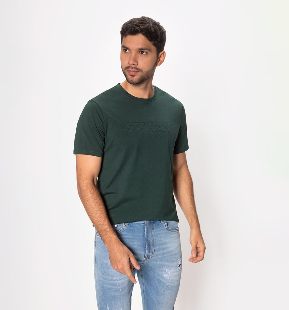 Camiseta con texto en relieve