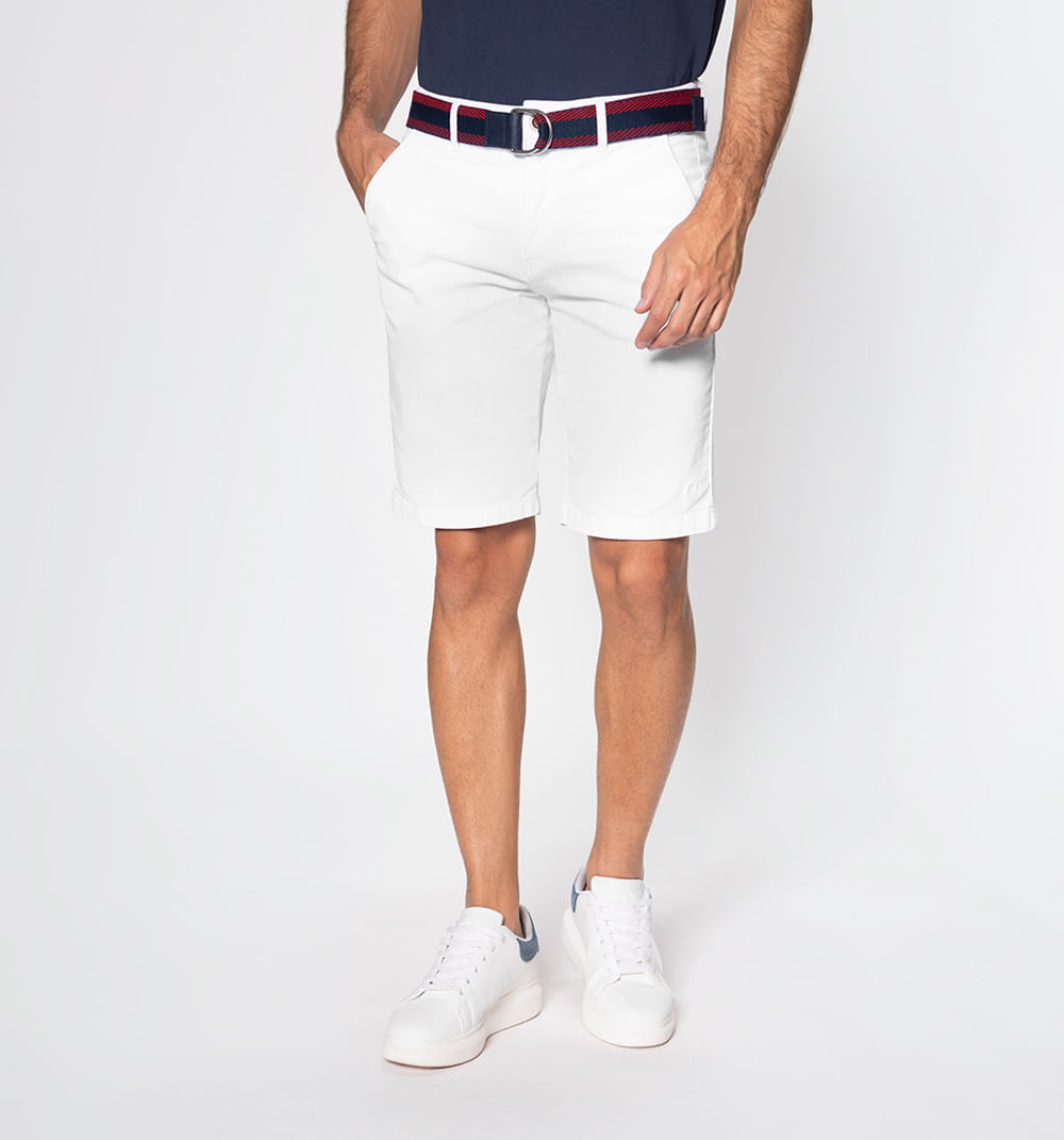 Bermuda tipo chino con correa