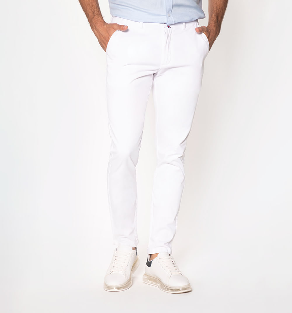 Pantalón tipo chino slim fit