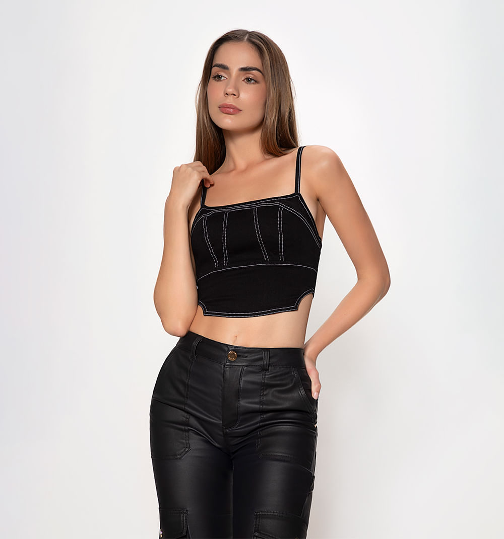 Blusa crop tiras, cortes con hilos en co