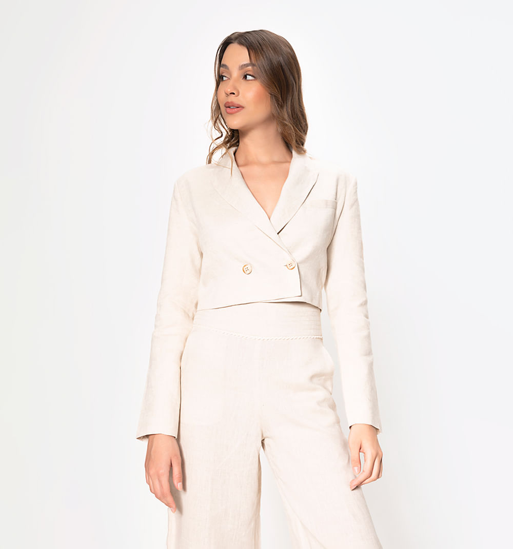 Chaqueta manga larga  con solapa y boton