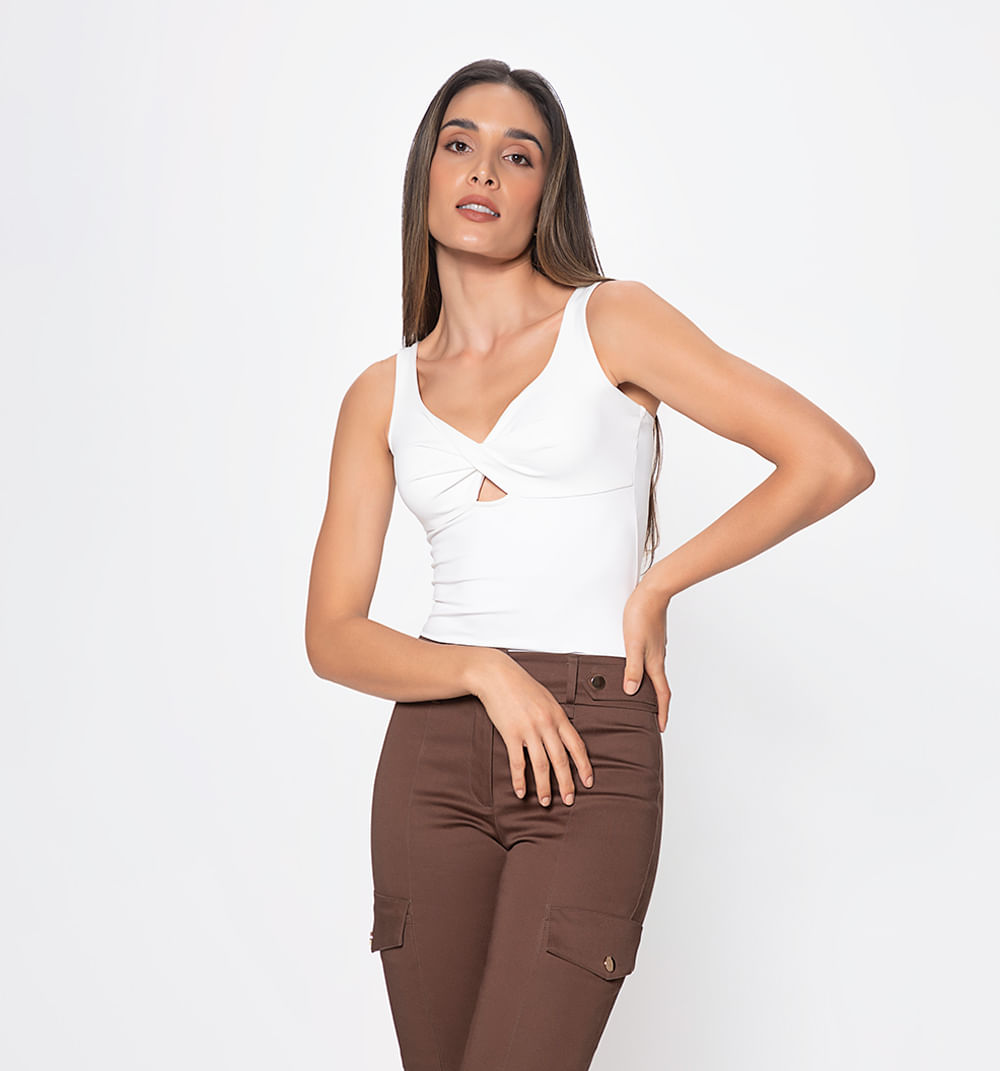 Top basico con entorche