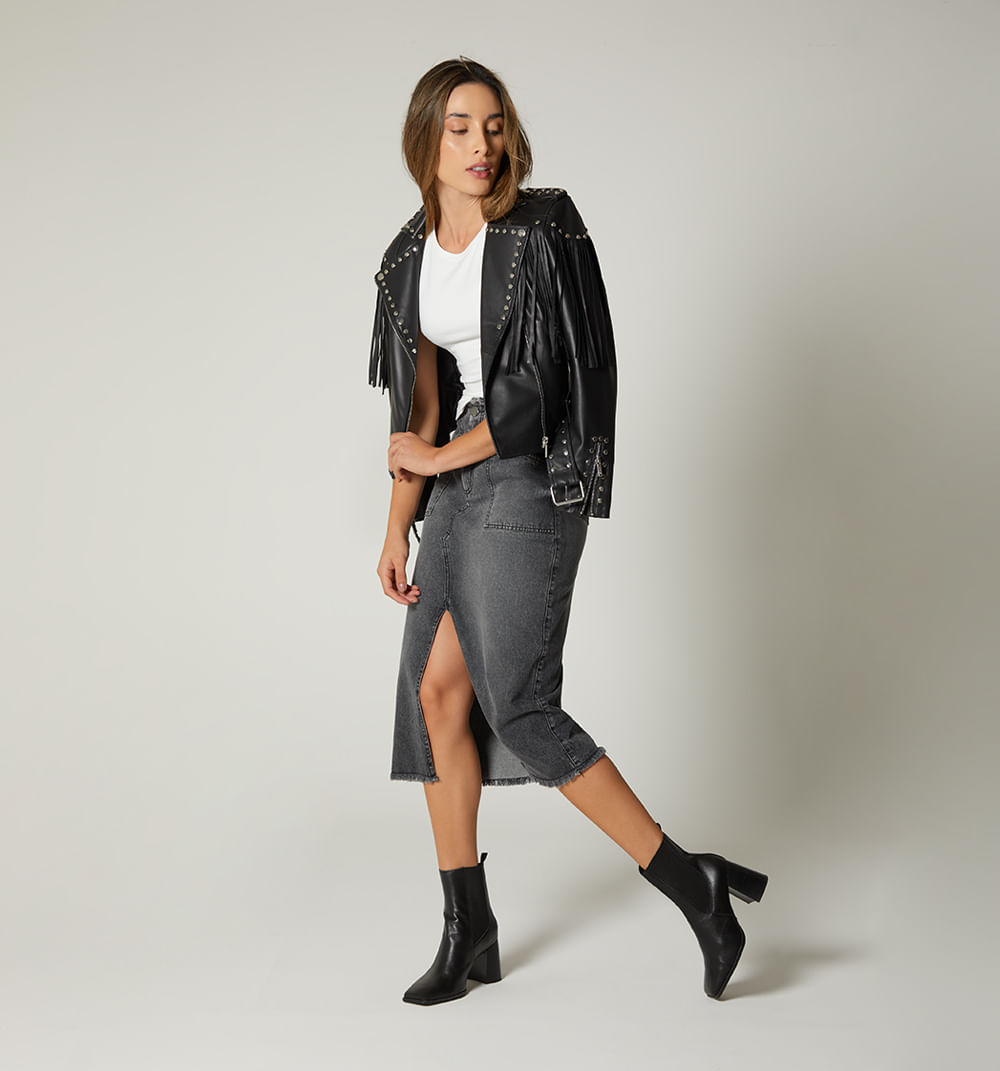 Chaqueta biker en cuero con flecos y tac