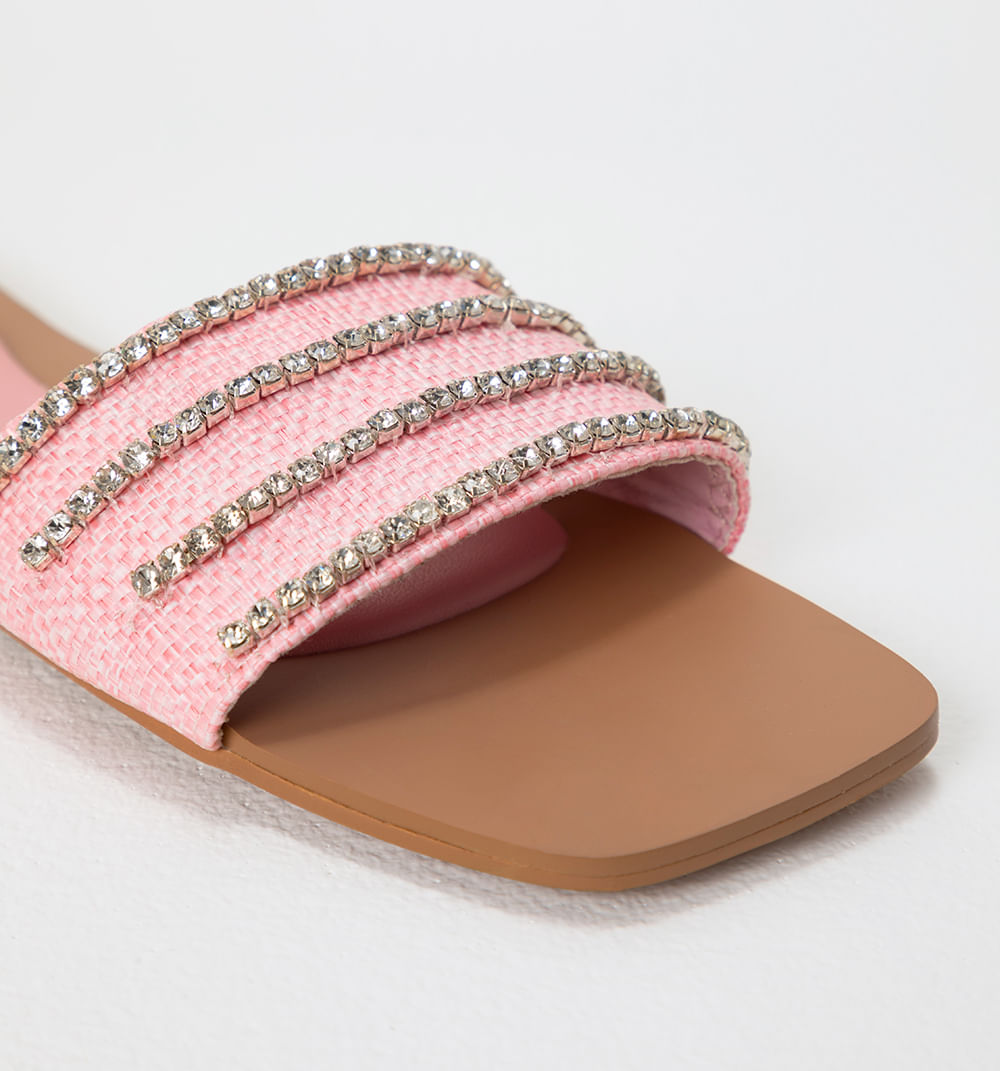 Sandalia plana con capellada tejida y cr