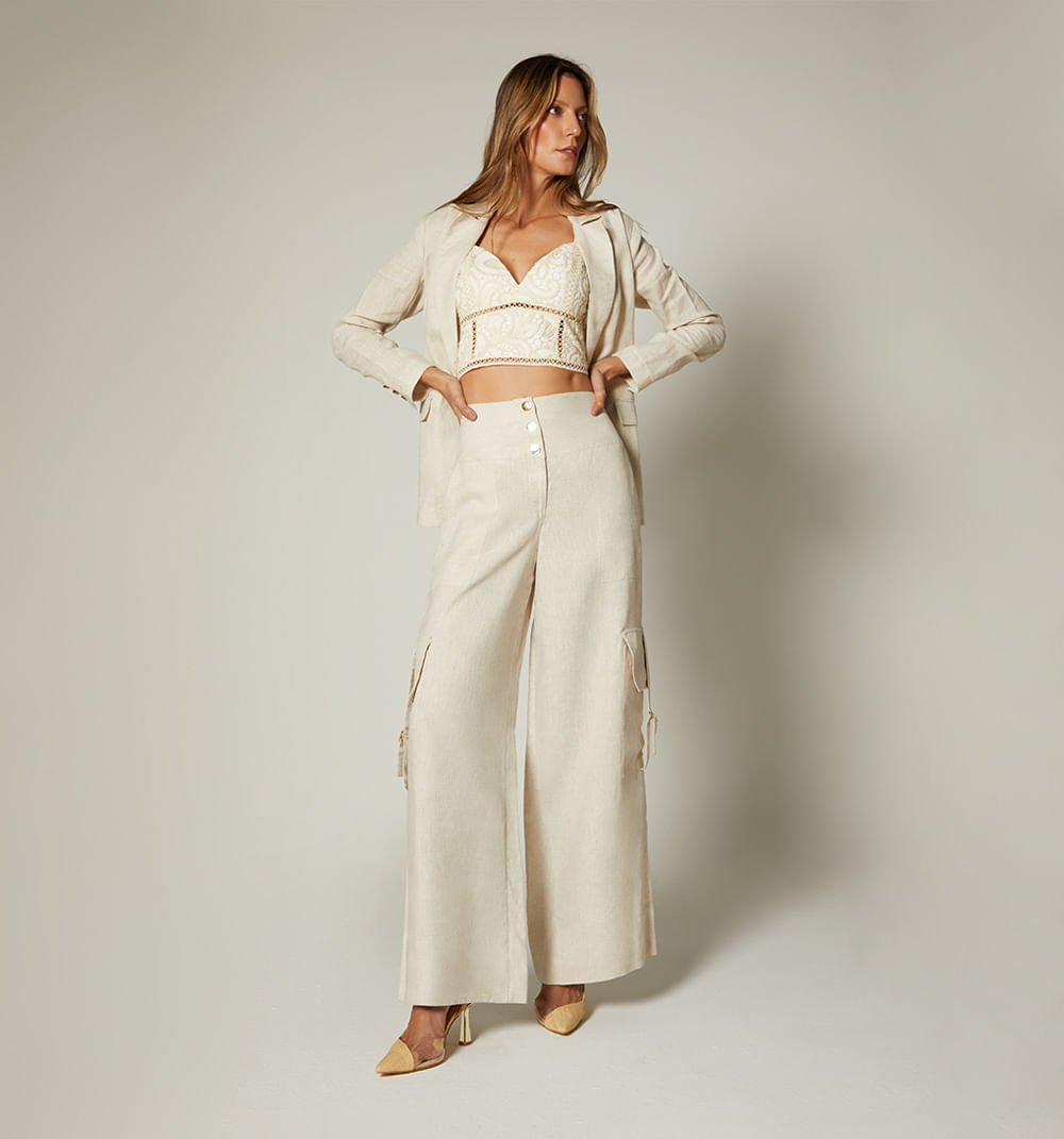 Pantalón cargo tiro alto