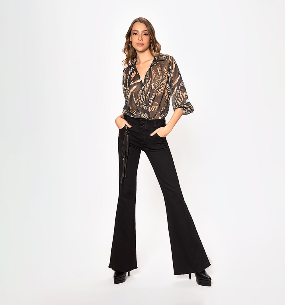 Jean  bota campana, tiro medio,cinco bol