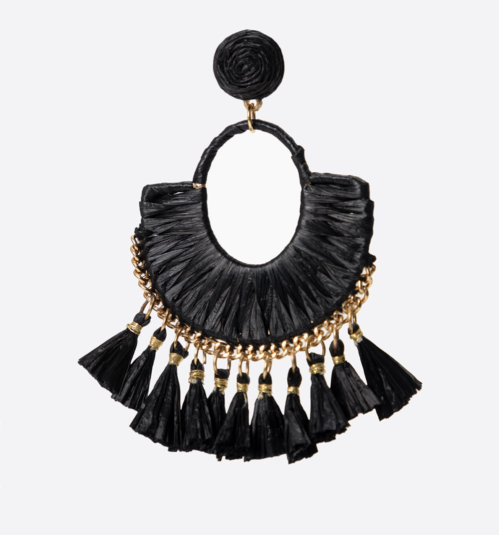 Aretes con mini pompom