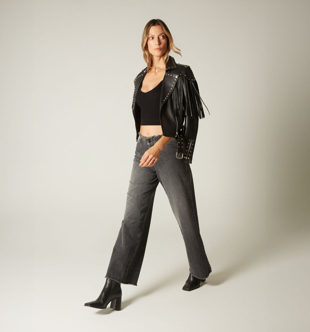 Crop Top Con Detalle De Letras En Crista