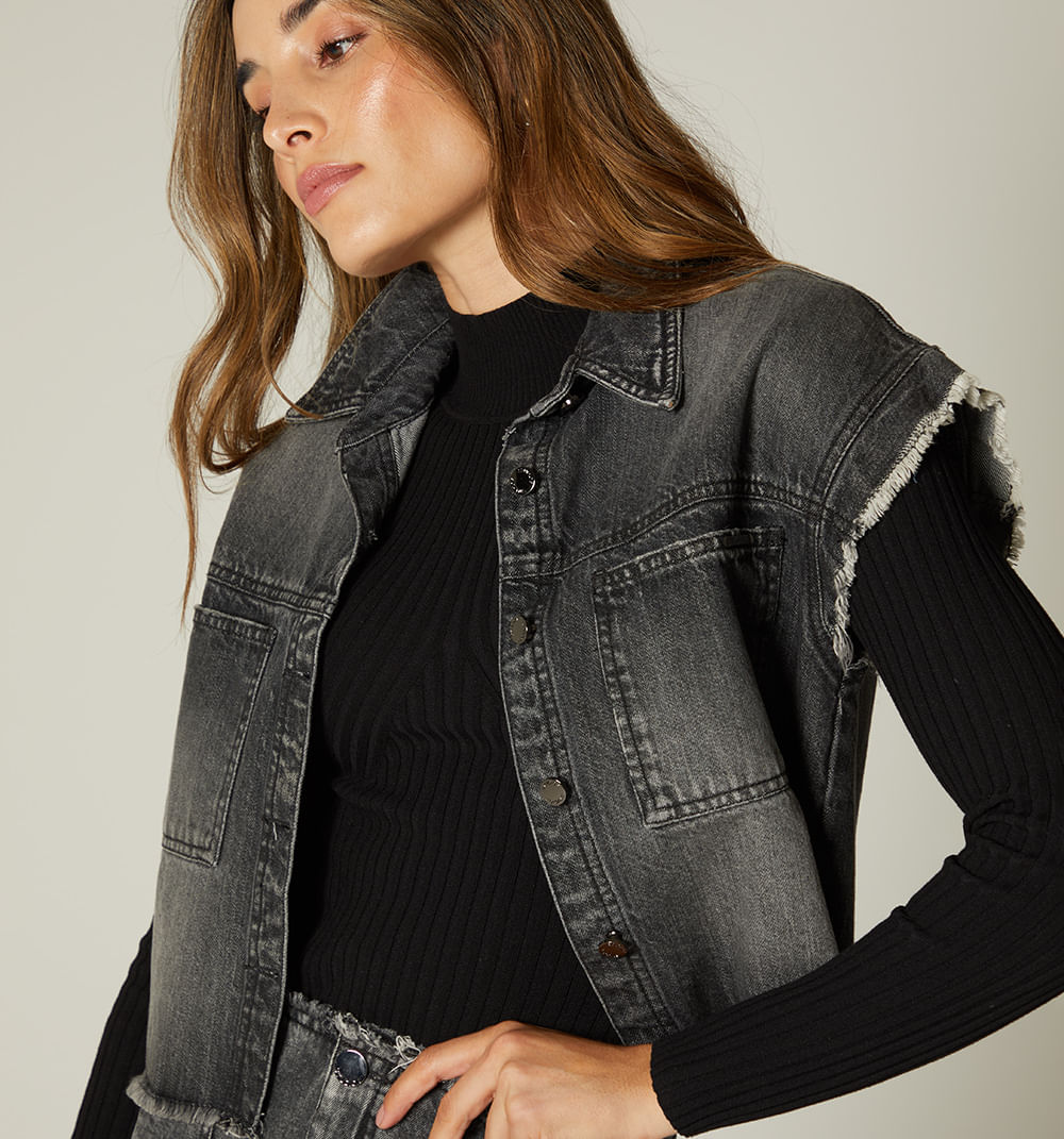 Blusa sisa camisera corta, con destroyer