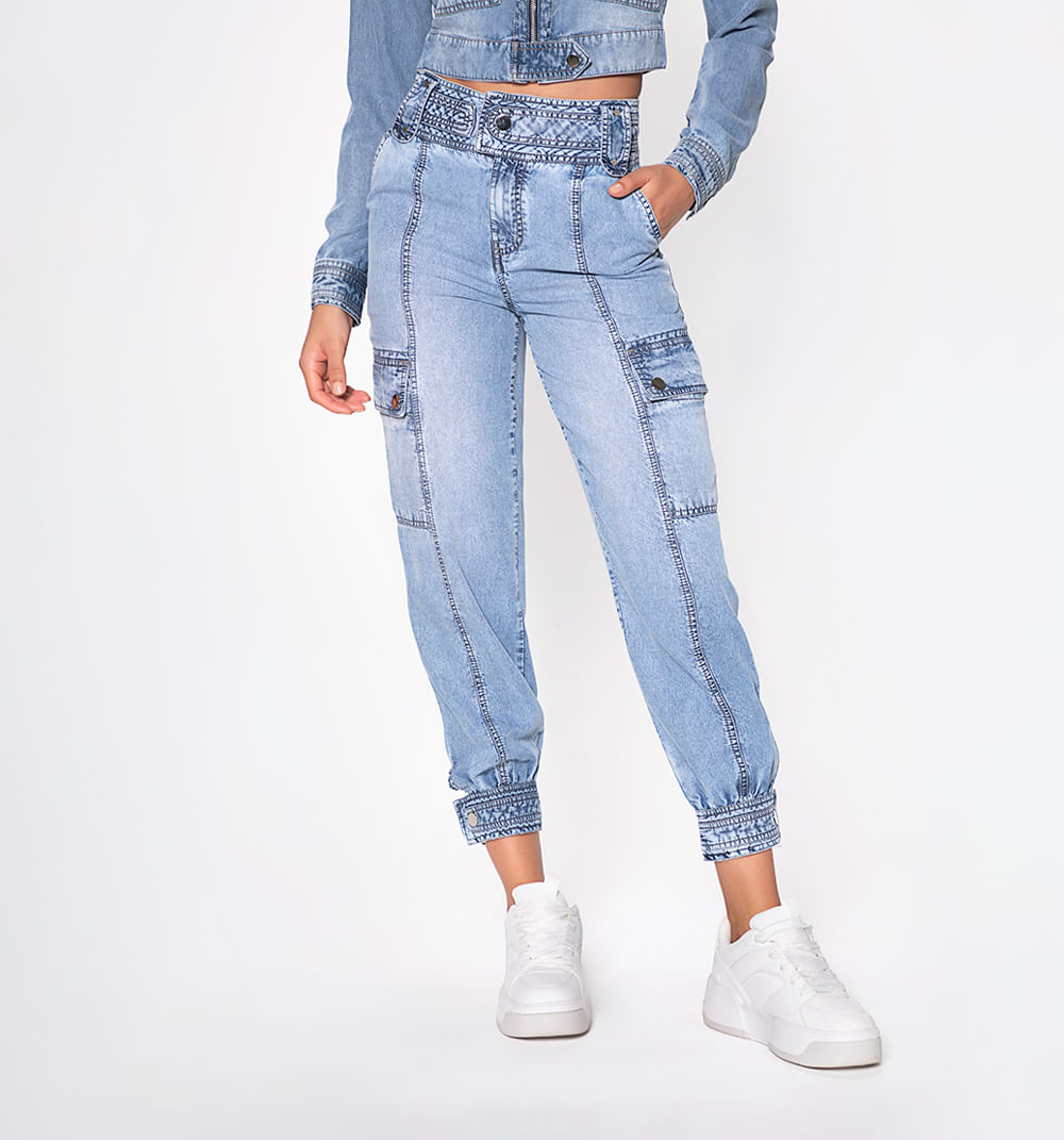 Jean jogger, bolsillos utilitarios proce