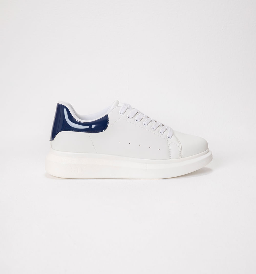 Tenis para hombre con talonera en charol