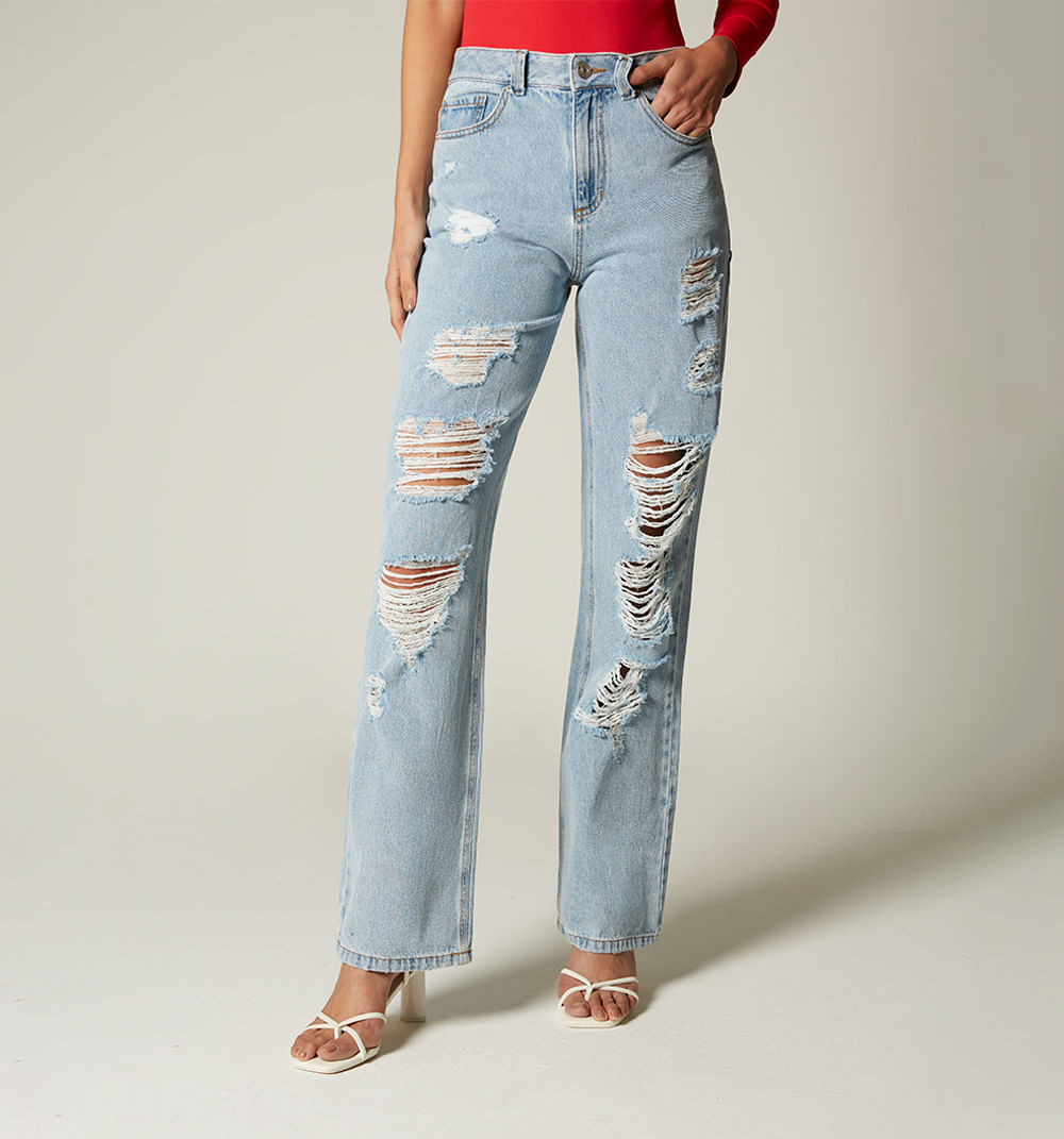 Jeans  metalizado con roto
