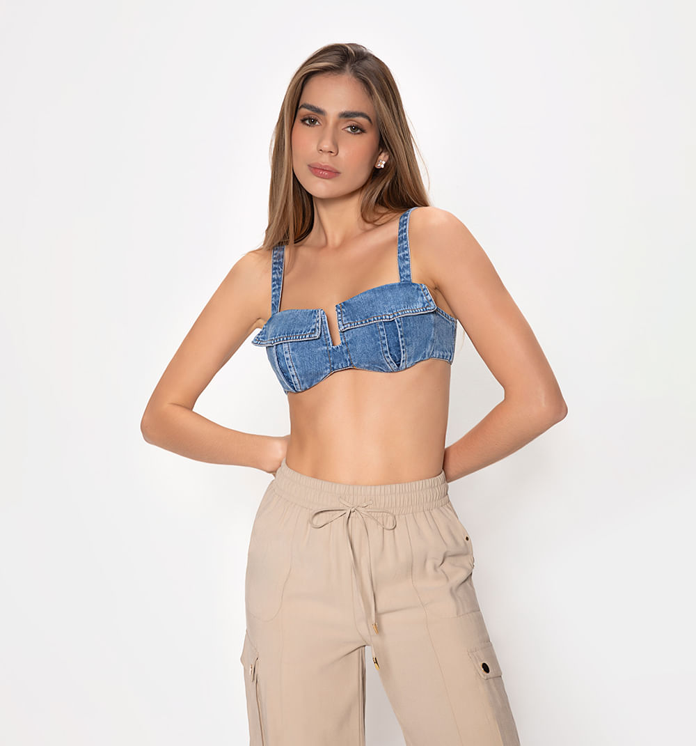 Blusa tiras tipo bralette con tapas