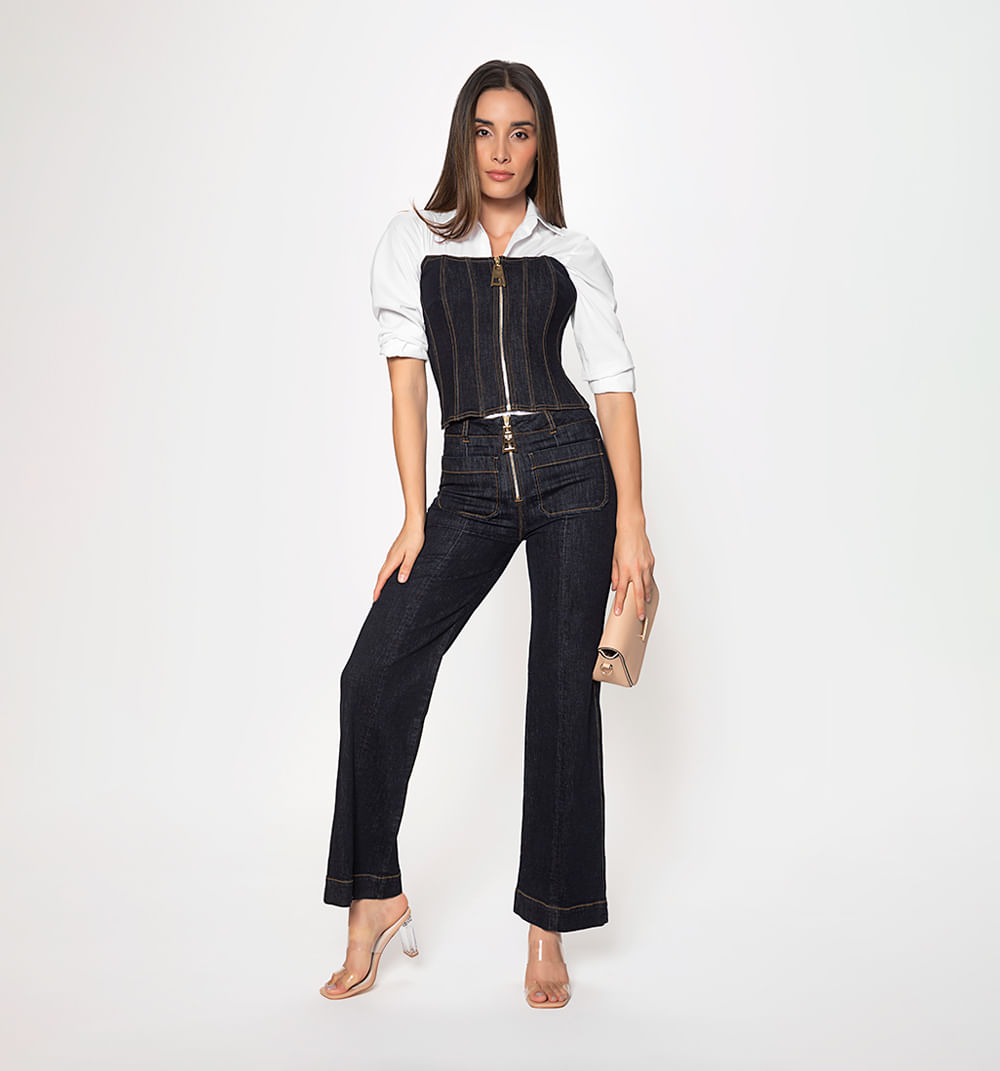 Blusa estraple peplum, cortes y cierre