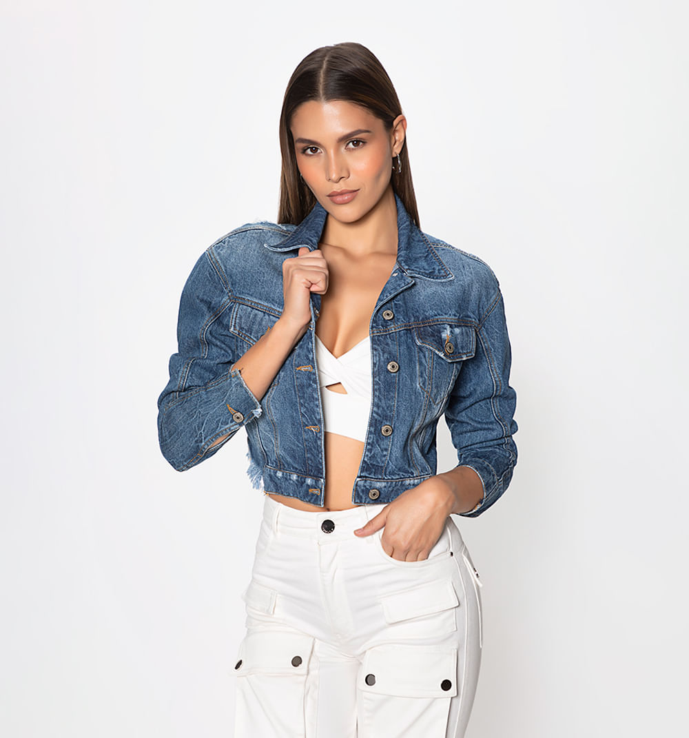 Chaqueta  con huecos desflecados