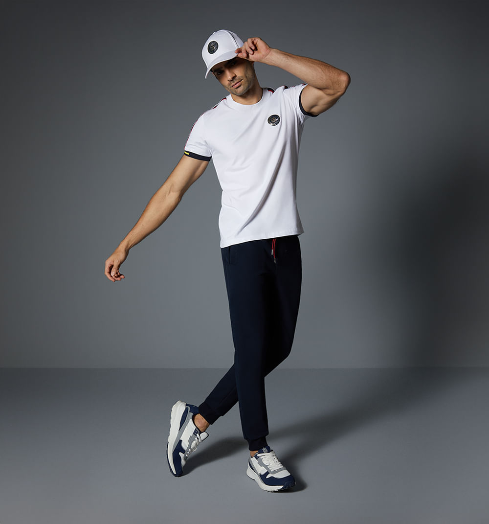 Camiseta para hombre con emblema