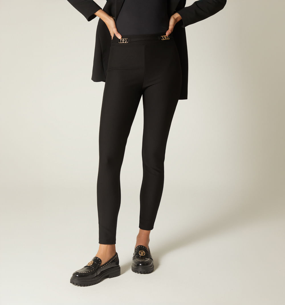 Leggins bota recta con herrajes en preti