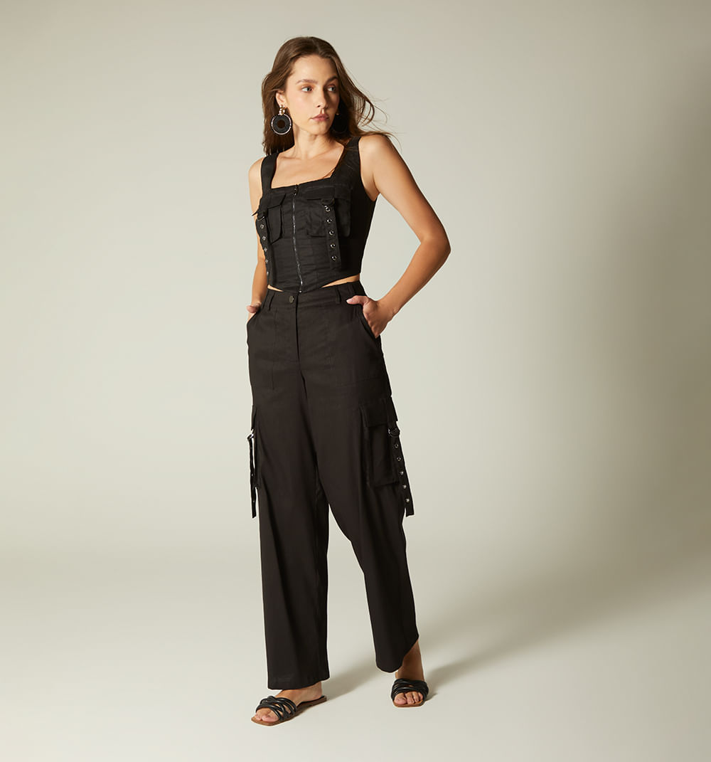 Pantalon tiro alto cargo