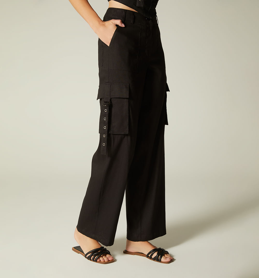 Pantalon tiro alto cargo
