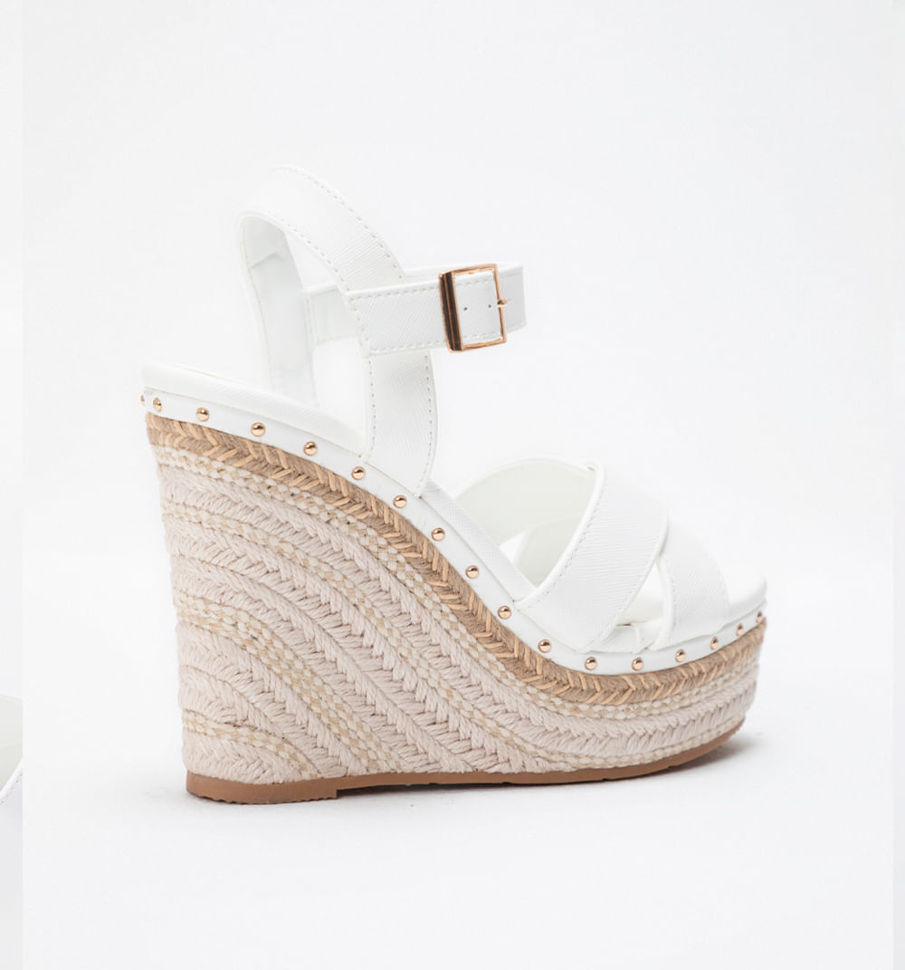 Sandalia plataforma con capellada cruzad