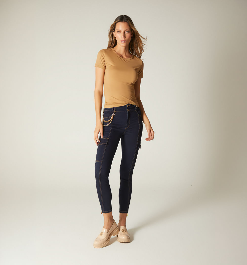 Jean ultraslim  cargo tiro alto con bols