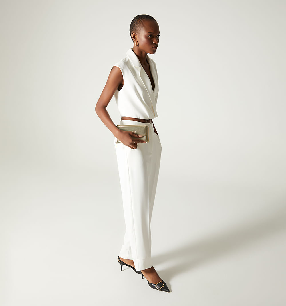 Chaleco frente cruzado con prenses