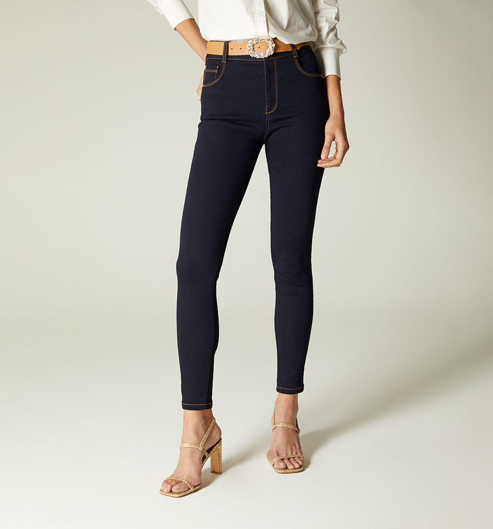Jean ultraslim, tiro alto,cinco bolsillos, correa
